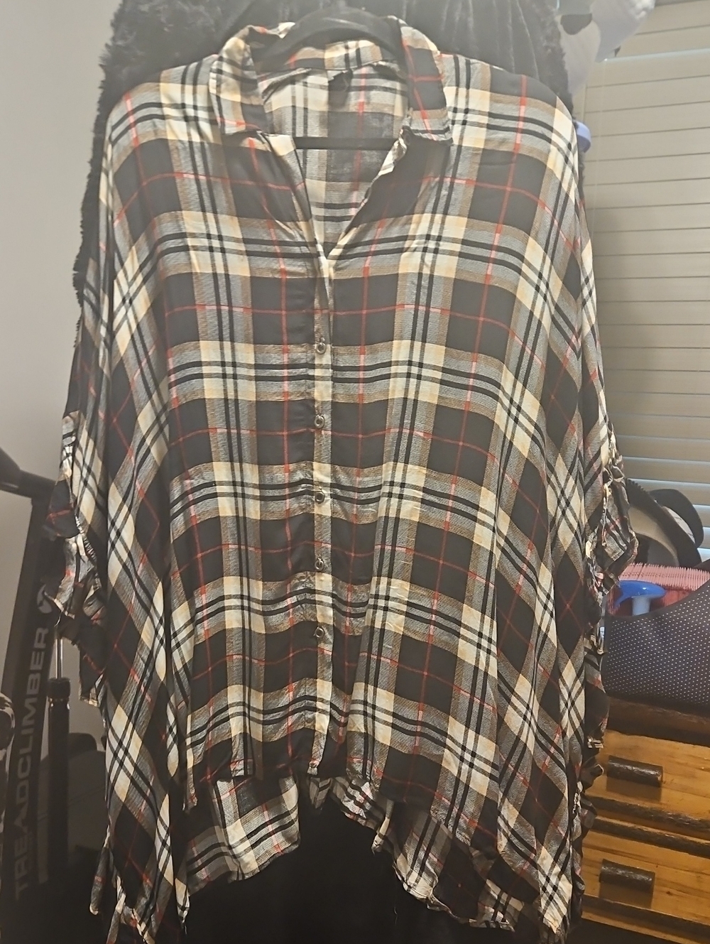 Women's Black Plaid Button-Front Shawl - Relaxed Fit